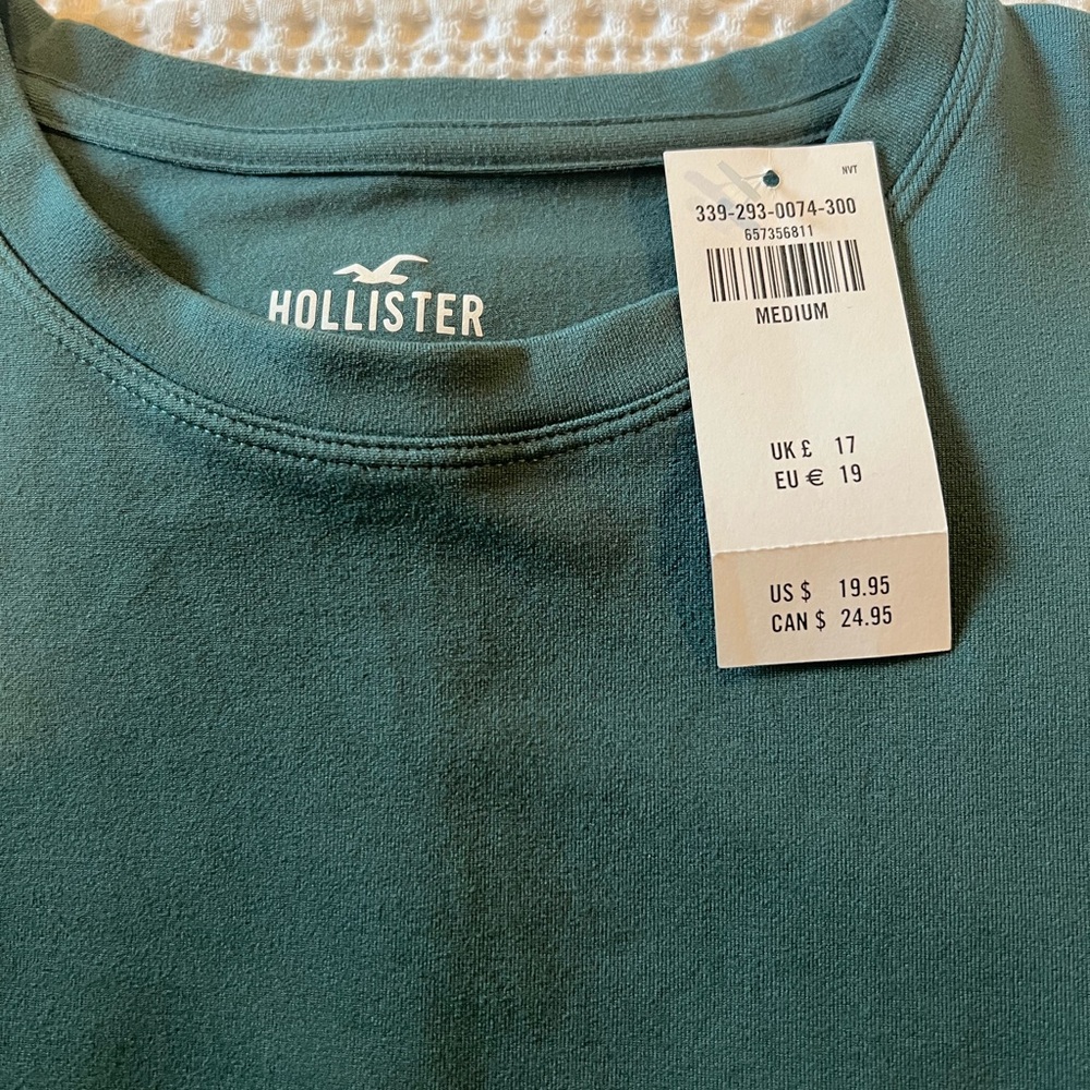 Hollister Green Crewneck Top NWT